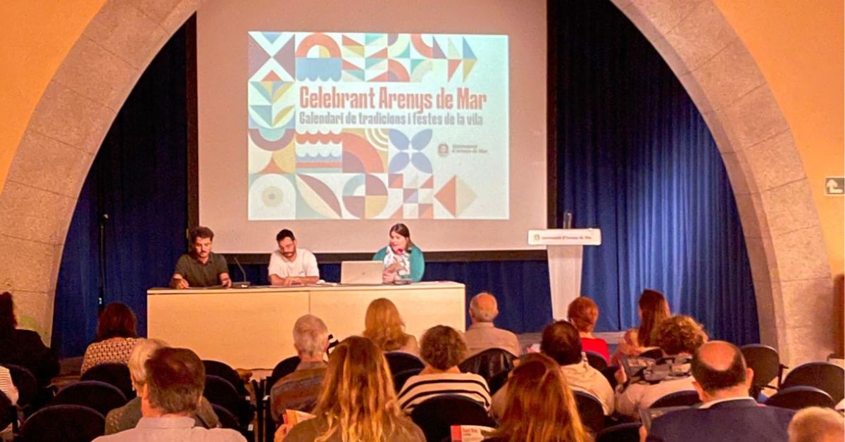 ℹ️ Arrenquen les Jornades Europees del Patrimoni amb la presentació de la publicació “Celebrant Arenys de Mar. Calendari de tradicions i festes de la vila”, elaborada per <a href="/bararenys/">BAR - Associació Cultural d'Arenys de Mar</a> 
Més info ➡️arenysdemar.cat/46675