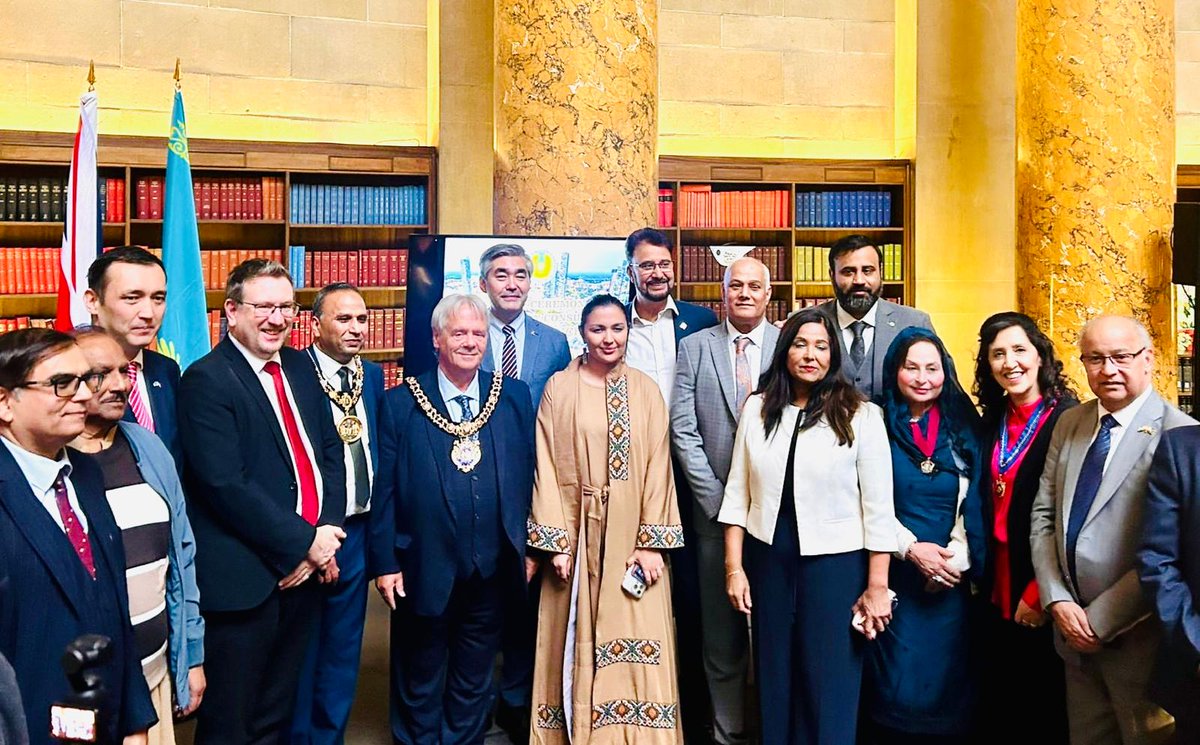 iddds2's tweet photo. Cllr. Abid Chohan, JKSDMI exec, is now the Honorary Consul General of Kazakhstan! 🎉 His appointment marks a new era in UK-Kazakhstan relations. 🌍

#JKSDMI #Diplomacy #KashmirMovement #GlobalUnity https://t.co/TSHsdXIhN9