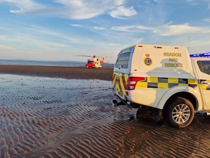 STATION OPEN DAY 12/10/2024 1200HRS
Considering volunteering with with HM Coastguard? The team will be on station once again today between 1200hrs and 1400hrs. 

Visit our Facebook page for more info: 

facebook.com/ArdrossanCoast…

#recruitment #Coastguard #999Coastguard