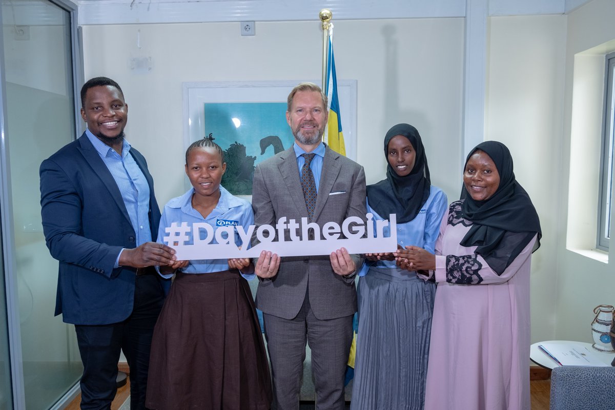 "I've learnt qualities of a good leader from <a href="/SwedeninSomalia/">Sweden in Somalia</a> Ambassador Joachim Waern. When I go back home in Tana River, I'll tell my friends the good things I've seen today. I'm so happy," says Hawo, a girl advocate from <a href="/PlanKenya/">Plan International Kenya</a> #IDG2024

Read more bit.ly/3Y6vXKh