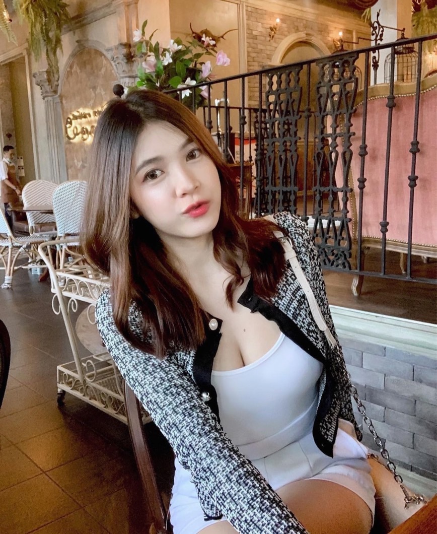 ใครชอบสาวขี้อ่อย ฟีลแฟน น่ารัก ๆ มาทางนี้เลยค่ะ 😊 
 อ้อนเก่งสุด ๆ คุยง่าย ดูแลดี เป็นกันเอง ไม่เร่งไม่รีบ รับรองว่าอยู่ด้วยแล้วไม่มีเบื่อแน่นอน อยากให้มาลองสัมผัสเอง ไม่เร่ง ไม่รีบ คุยเล่นก็ได้ เจอกันก็ดี 💕
📲 แอดไลน์ @404zxzqi

#รับงานตราด