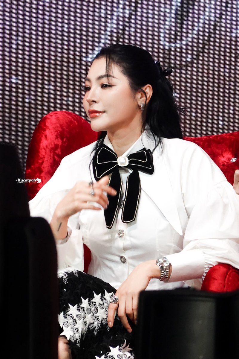 🔥💯🖤

ENJOY FAYE BD PARTY
#FayeYouAreMine
#FayePeraya