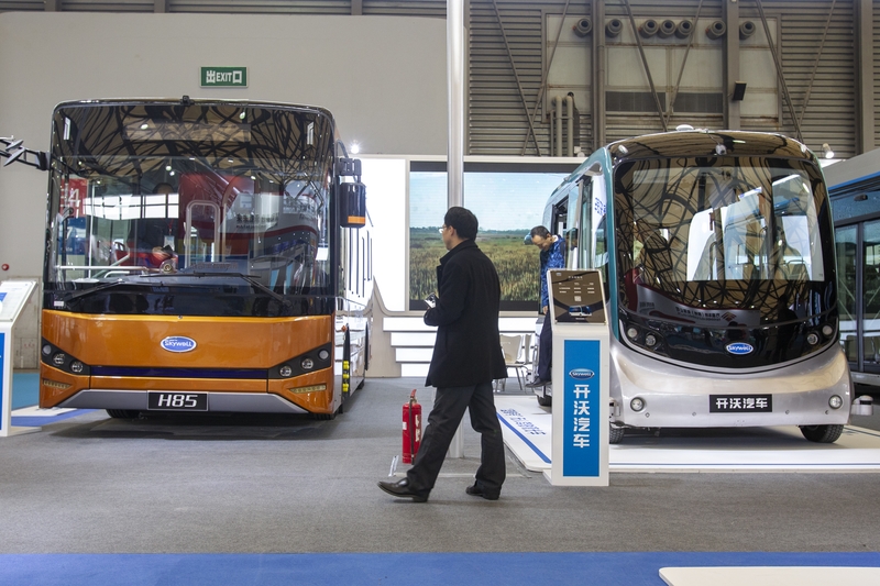 AutoChinaNews's tweet photo. #Botswana has unveiled its first batch of locally assembled #EVs in its capital, #Gaborone, with support from two Chinese automakers, #Skywell and CHTC Kinwin. #GlobalCooperation #ChineseAutomakers #GlobalExpansion 👉https://t.co/UDjmbZXWTV https://t.co/26am3Jx4XA