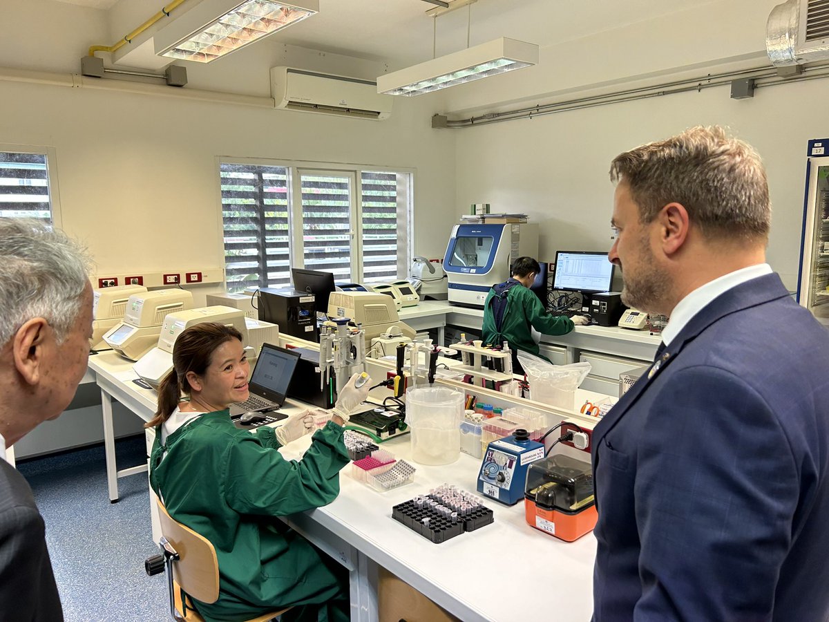 Xavier_Bettel's tweet photo. Also visited @InstitutPasteur Laos to exchange w/ researchers of the Lao-Luxembourg laboratory about their important work in Lao health sector, a key area of 🇱🇺-🇱🇦 partnership.

Proud to lay the first stone of the building‘s newest extension, made possible by 🇱🇺 financial support https://t.co/DFkfXshLok