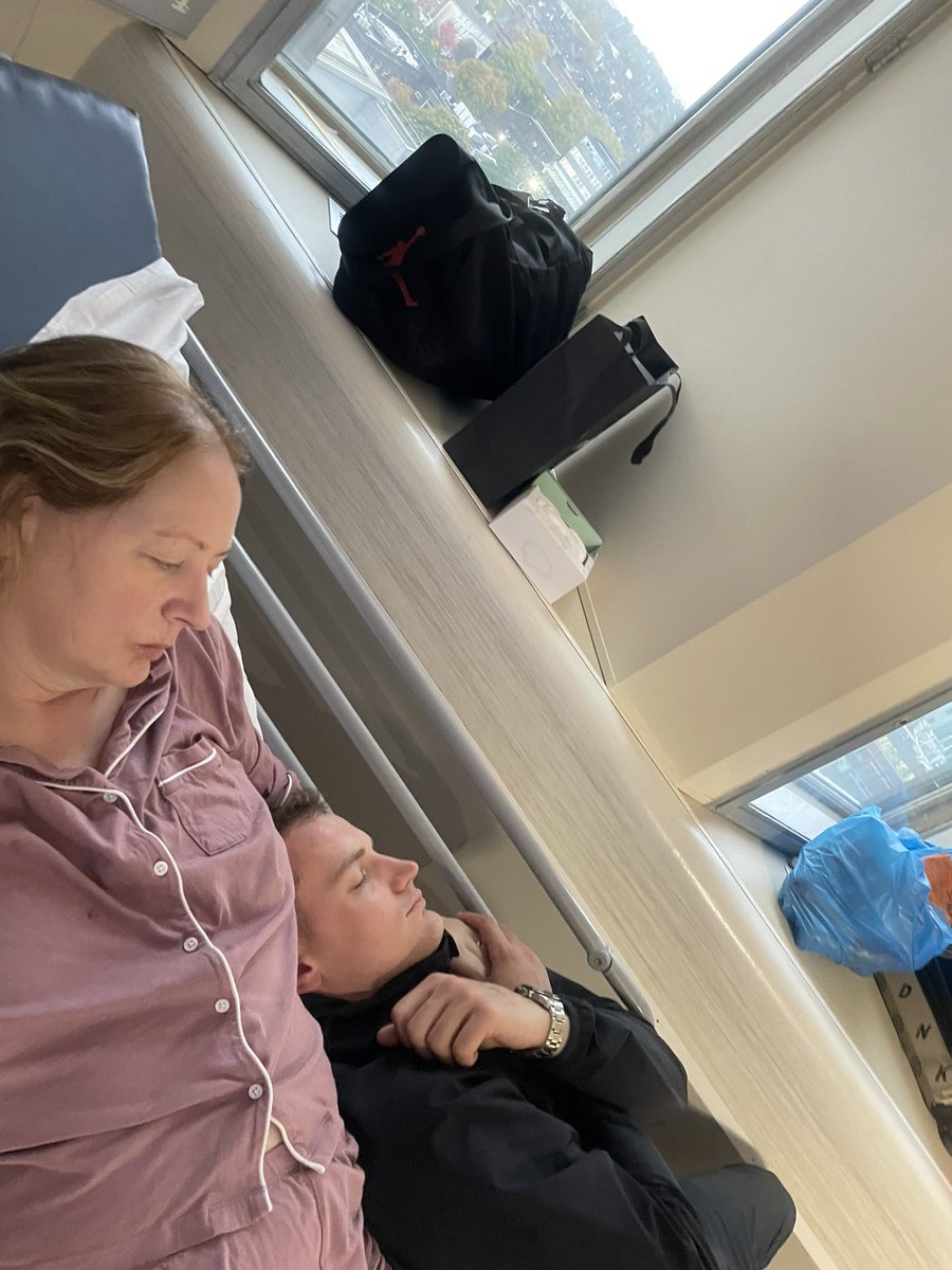 Maire Thompson tweet media