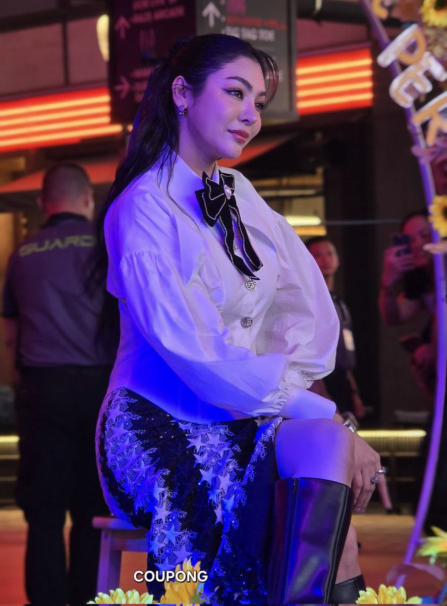 Happy Faye with different sorts of gifts🔥😍🫰🏻🌟✨ Fans are amazing 👏🏻🫶🏻🫂

ENJOY FAYE BD PARTY
#FayeYouAreMine
#FayePeraya