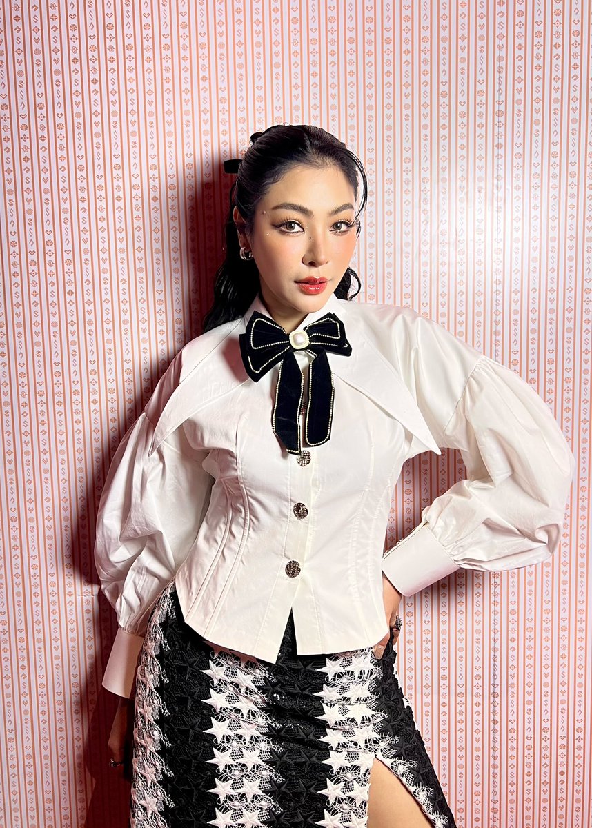 พี่คะๆๆๆๆๆ 💛💛💛💛

ENJOY FAYE BD PARTY
#FayeYouAreMine