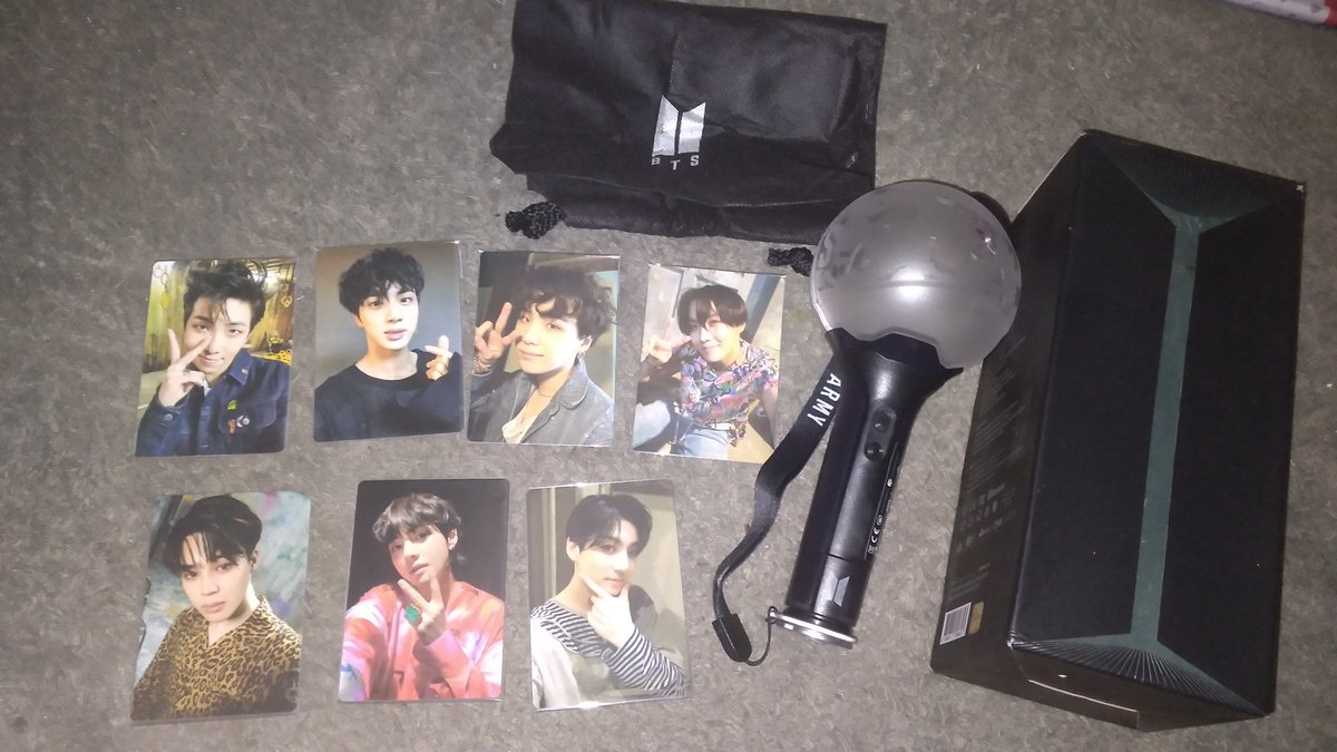 vmnbby's tweet photo. wts — want to sell in rush

Armybomb ver 3 350k

 ❌️exc adm pack + oren 
‼️ keep event dp‼️
🏠 Banjar, Jawa Barat
☁️ pls @ after dm

🛒🏷️ wts bts namjoon seokjin yoongi jhope jimin taehyung jungkook armybomb ver3 https://t.co/cyZ82zEMKW