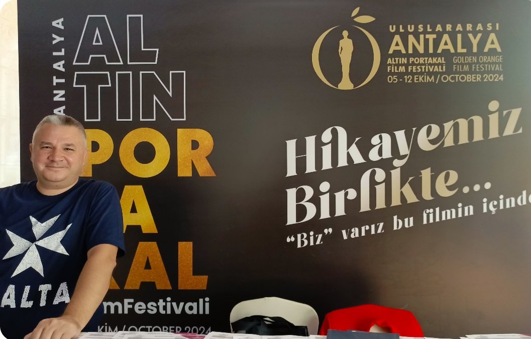 Altın Portakal Ulusal Uzun Metraj Film Yarışması seçkisinde izleyebildiğim filmler için şahsi sıralamam şu şekilde:

1.Mukadderat 7/10
2.Balinanın Bilgisi 6/10
3.Fidan 6/10
4.Evcilik 5/10
5.Ayşe 4/10
6.Sevgili Katilim Berlin 4/10
7.Seni Bıraktığım Yerdeyim 3/10
8.Galata 2/10