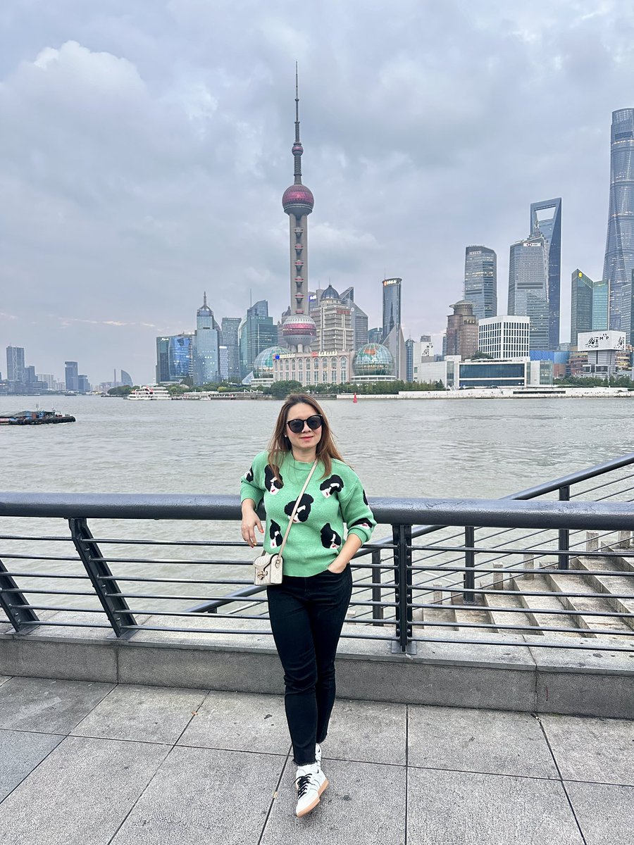 มุม มหาชน