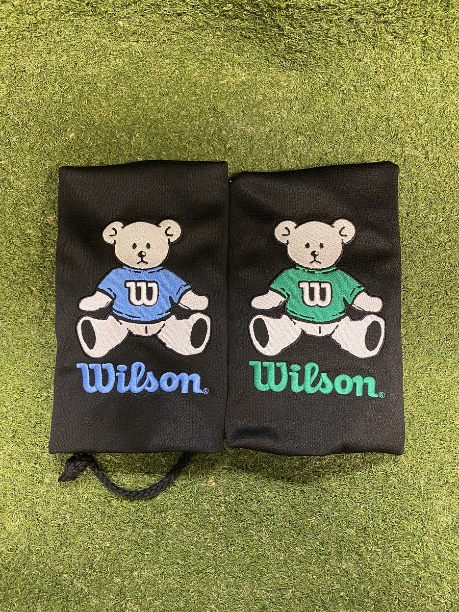 kurospo_shop's tweet photo. 【入荷情報】
Wilson bear グラブ袋入荷しました!
カラー:サックス、グリーン
オンラインショップでも販売しております!
↓↓↓
https://t.co/v09O79FFKb
ご来店お待ちしております!
#Wilson
#ウイルソン
#グラブ袋
#Wilsonbear https://t.co/83hnlNmd2E