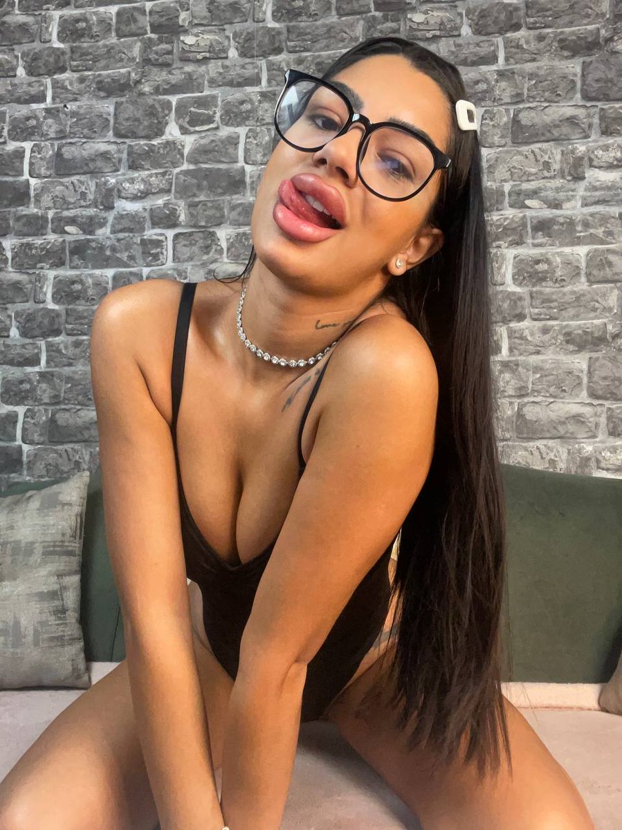 FionnaFire_'s tweet photo. https://t.co/uVkkkFXeLm https://t.co/8HKR0Kqyu3