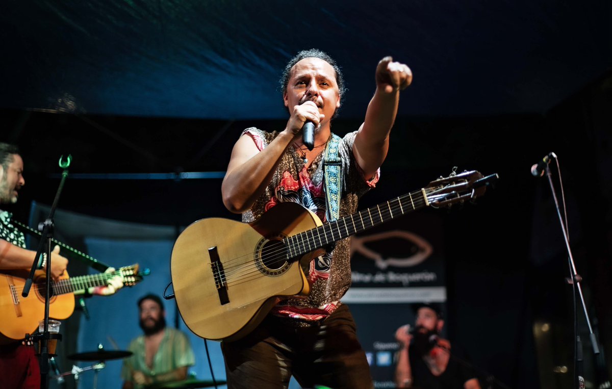 Hey, tú… SI, TÚ… YA TIENES TUS ENTRADAS para este próximo VIERNES 18/10? GANAZAS de entrar en <a href="/Almo2bar/">Almo2Bar Bcn</a> a celebrar nuestro bolo 500 por todo lo alto! Noche única con setlist especial, invitados, sorpresas...

Entradas aquí: entradium.com/events/alma-de… 
.
VENIROOOOOOSSSS!!!