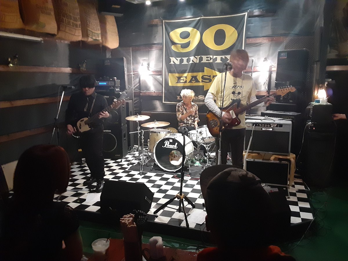 t1weFCRvyYm7XgN's tweet photo. 四番手!fab tones!
#サウンドホールからコンニチワ
#fabtones
#90east https://t.co/wbQziX5234