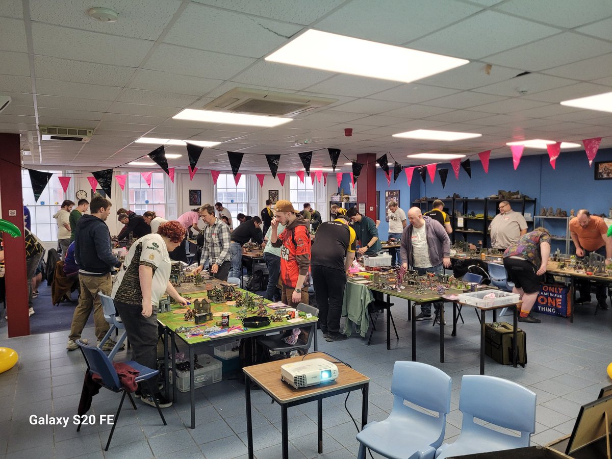 Round 1 underway! Let's goooo!!! 🔥🔥🔥