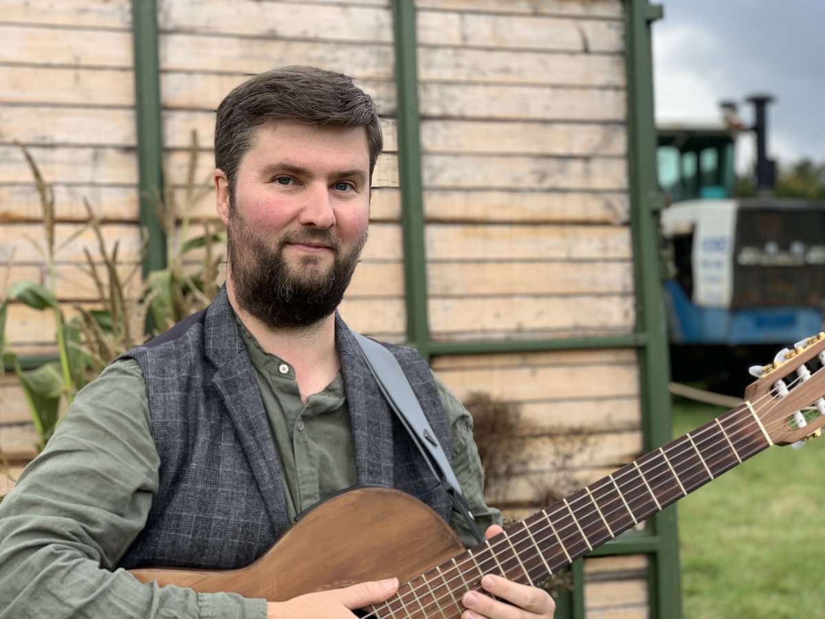 Folky Owls Artists (@folkyowls) on Twitter photo Tomorrow morning in #Taunton - <a href="/DMitchell_Music/">David Mitchell</a> will be playing his beautiful #tunes on #classicalguitar at Taunton Independent #Market.
He'll be performing from 10:30 until 11:45.
More info: tauntonmarket.co.uk
#guitar #livemusic #folkmusic #classicalmusic #somerset #music Tomorrow morning in #Taunton - <a href="/DMitchell_Music/">David Mitchell</a> will be playing his beautiful #tunes on #classicalguitar at Taunton Independent #Market.
He'll be performing from 10:30 until 11:45.
More info: tauntonmarket.co.uk
#guitar #livemusic #folkmusic #classicalmusic #somerset #music