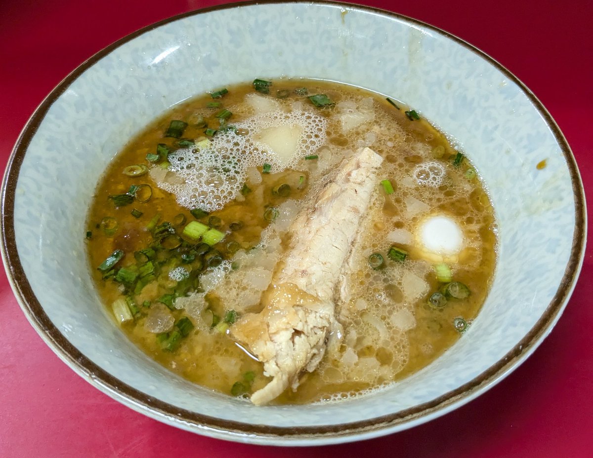 swchi123's tweet photo. 旭ポンズつけ麺　全部であぶらマシマシ

蓮爾　ポン酢　蓮爾　ポン酢　。。。で　ポン酢の勝ち　今日の麺最高でした https://t.co/6enBCVMXyf