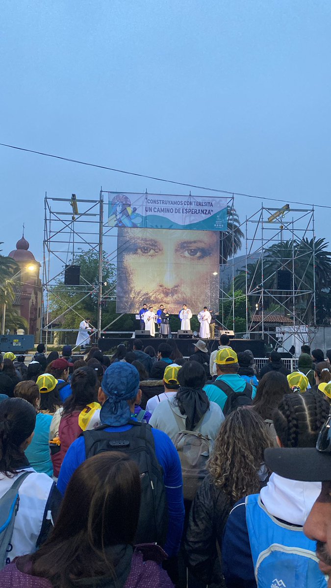 UrClaudio's tweet photo. Caminata Santuario Santa Teresa 2024 https://t.co/O2zPgBTsna