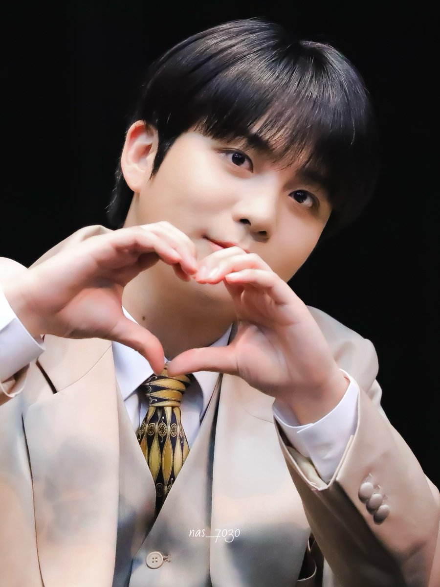 나스🐻 tweet media