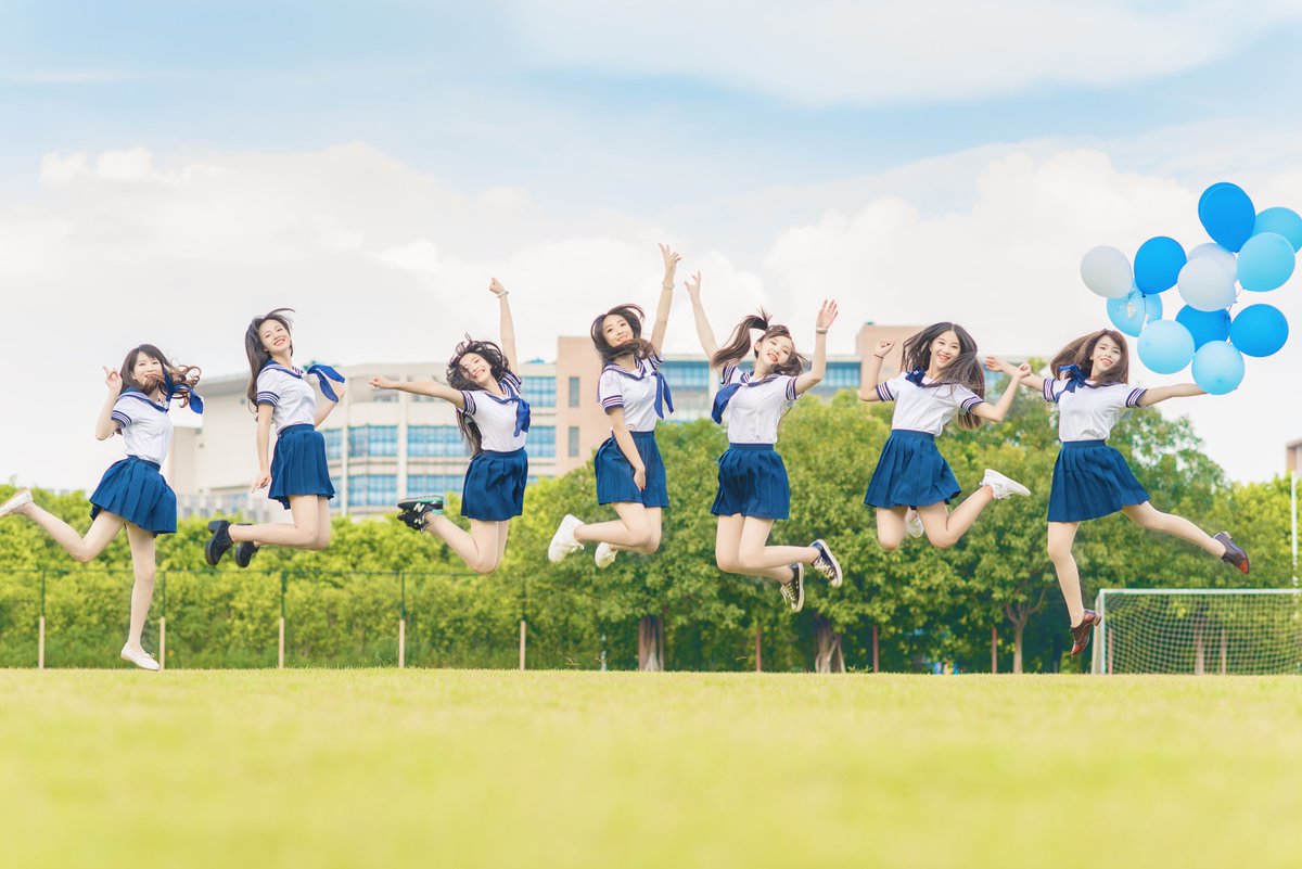毕业小姐姐写真[58P+614M] #眼镜娘 #眼镜妹 #毕业照 #女大学生 #写真 
No.100413 预览全套尺度看置顶或私信 投稿：@007share 
眼镜娘圈子：https://t.co/VSeJDJ4Yn7 https://t.co/6GbXLaWUWI