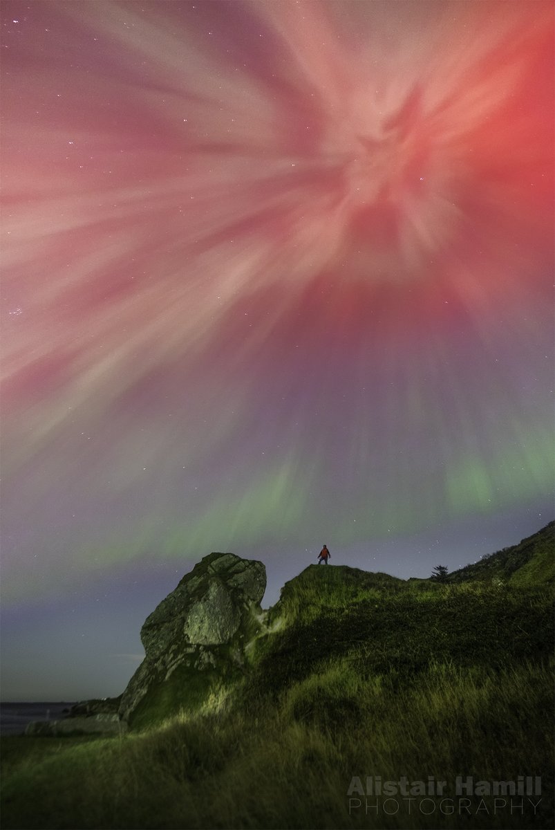 Alistair Hamill (@ahamillphotos) on Twitter photo That hour from 00.00 to 1.00 on 11 Oct? When the skies undraped the most amazing auroral curtains and beams and rays, emanating from the gently undulating corona above? That will be one of the most profoundly moving hours of my entire life. Here is one moment, frozen in time. That hour from 00.00 to 1.00 on 11 Oct? When the skies undraped the most amazing auroral curtains and beams and rays, emanating from the gently undulating corona above? That will be one of the most profoundly moving hours of my entire life. Here is one moment, frozen in time.