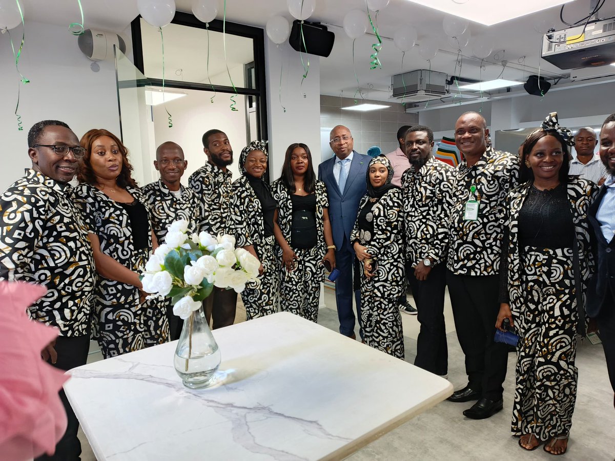 CSCSNigeria's tweet image. Picture highlights from our Customer Service Week TGIT! IT was a beautiful time of bliss, beauty, and bonding for us all at CSCS! 

Cheers to keep going above and beyond always🥂

#CustomerServiceWeek24 #TGIT #CSCS