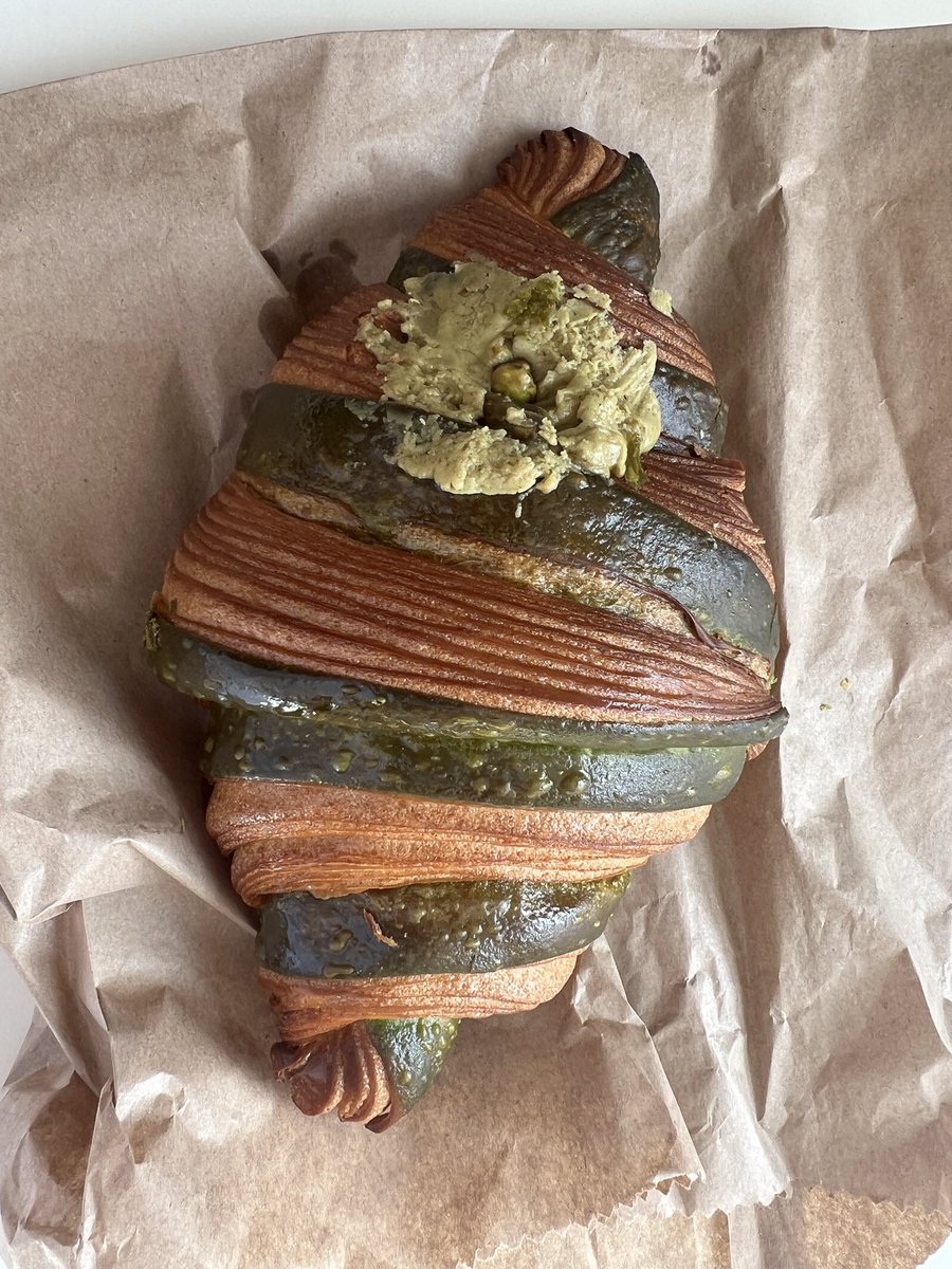 Is_Right's tweet image. We’ve all been to Carmine’s right?