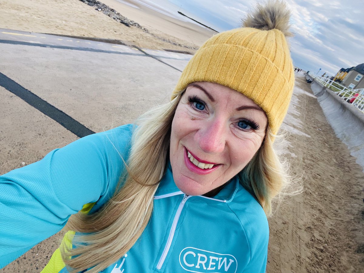 runtoeatcake's tweet image. As @lloyd_geoff and his running club, @PrestatynRC did a volunteer parkrun takeover at Nova Prestatyn parkrun this morning and I’m not allowed to run at the moment (injured 🙄) I walked it in 49:41 … and saw a zebra running 😂🤓

#alwaysasolution
#parkrun
#notgivingup