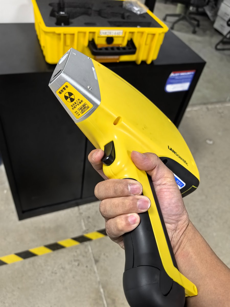 ProleanHUB's tweet image. 🔍 At Proleantech, we don&apos;t just take material quality on trust. We verify with advanced spectrometry, ensuring every product meets our high standards. #QualityAssurance #Spectrometry #Proleantech