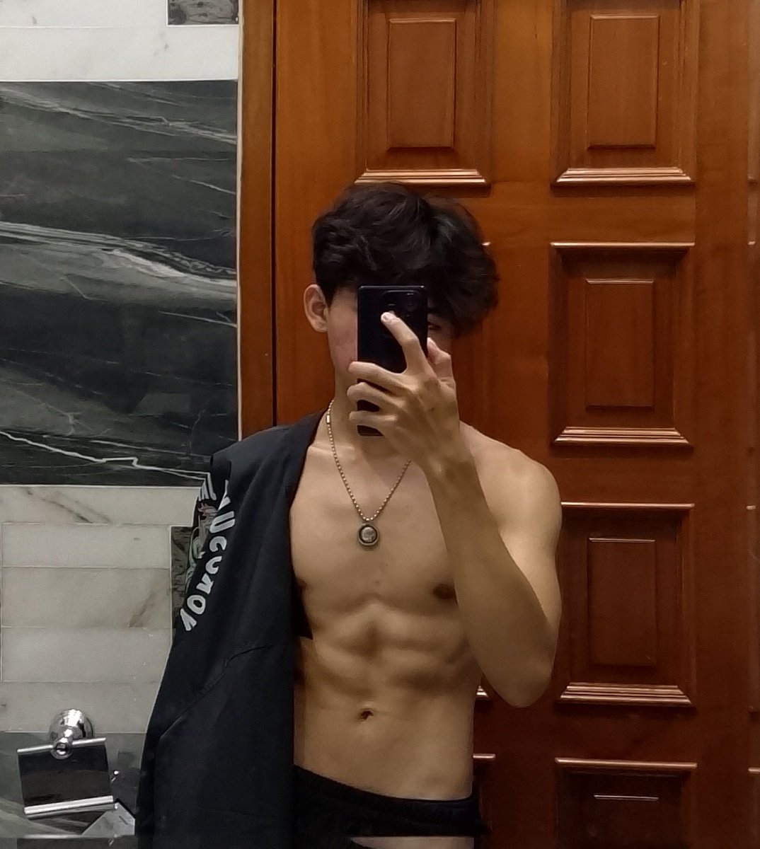 Sending sa mga present now🍆💦