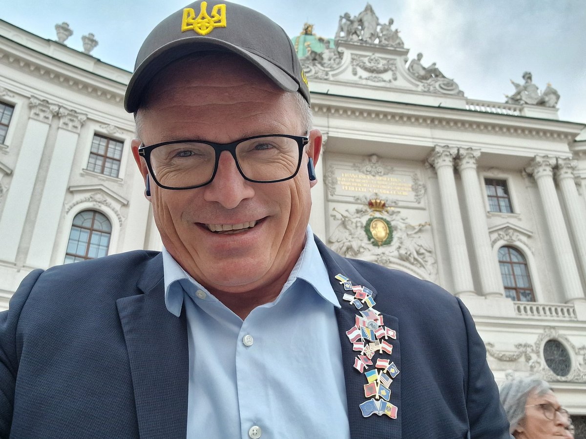 GunterFehlinger's tweet image. Wir brauchen die #NATOkoalition 
#proUkraine #ProKosovo #EU37 
@iv_industrie @WKOe @volkspartei @_FriedrichMerz 
@ManfredWeber @SecGenNATO 
Und sicher keine Kickl-Orban-Putin Regierung
@_CStocker