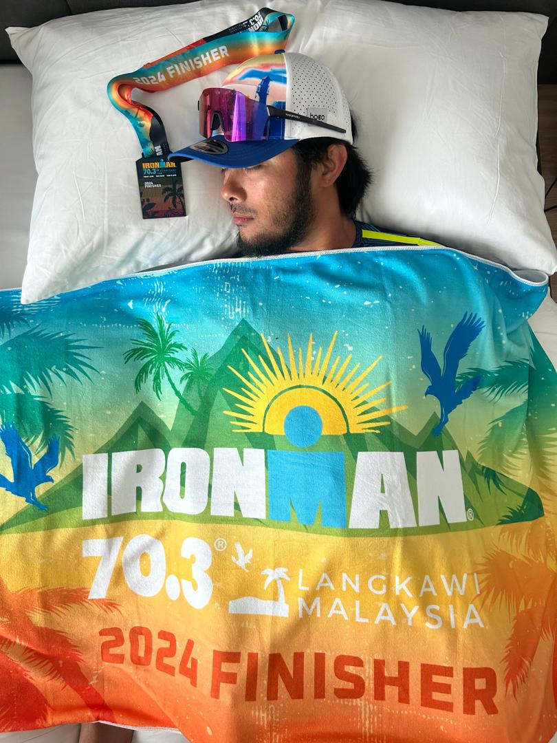 aizatmokhtar's tweet image. Ironman 70.3 Langkawi finisher. Not there yet, still halfway to go. Mixed emotions; this was a dream back in 2018 but never thought this was remotely possible.

But for now let me rest from the gruelling race just now. 

#ironman703 
#swimcyclerun
#IM703LGK