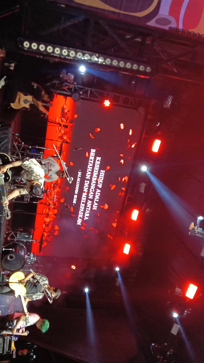 penantang rasi bintang tweet media