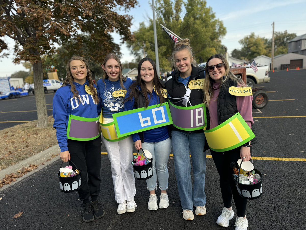 DWU Education tweet media