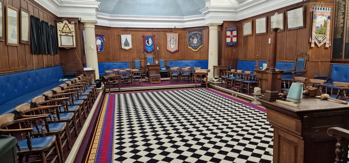 OldBridLodge's tweet photo. Our Lovely Lodge Room https://t.co/cltWIjVDBo