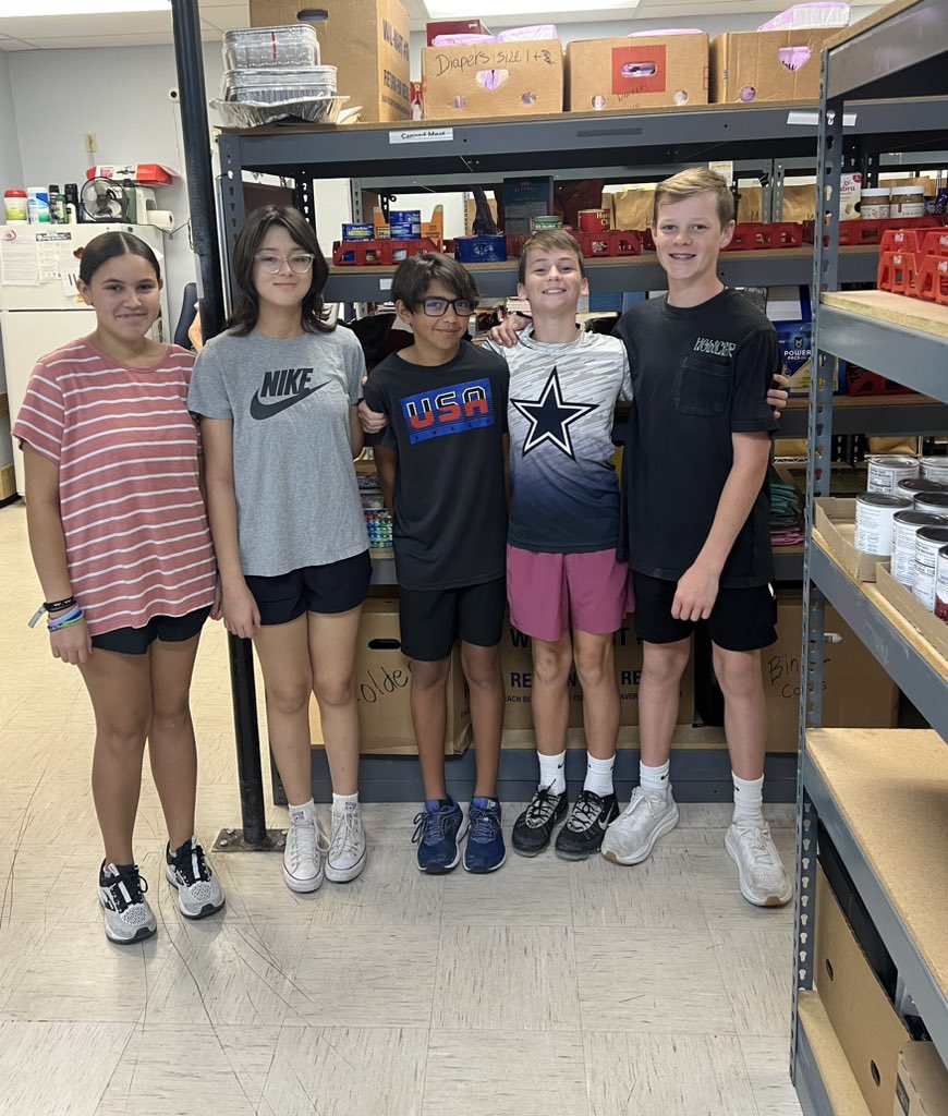 Katie Dalglish (@msd_hpms) on Twitter photo NJHS Pantry Day. Full of joy and ready to work on a Saturday morning. I am always truly amazed by them. #hpmsNJHS #KISDinspires <a href="/HPetersonMS/">HPetersonMS_KISD</a> <a href="/kerrvilleisd/">kerrvilleisd</a> NJHS Pantry Day. Full of joy and ready to work on a Saturday morning. I am always truly amazed by them. #hpmsNJHS #KISDinspires <a href="/HPetersonMS/">HPetersonMS_KISD</a> <a href="/kerrvilleisd/">kerrvilleisd</a>