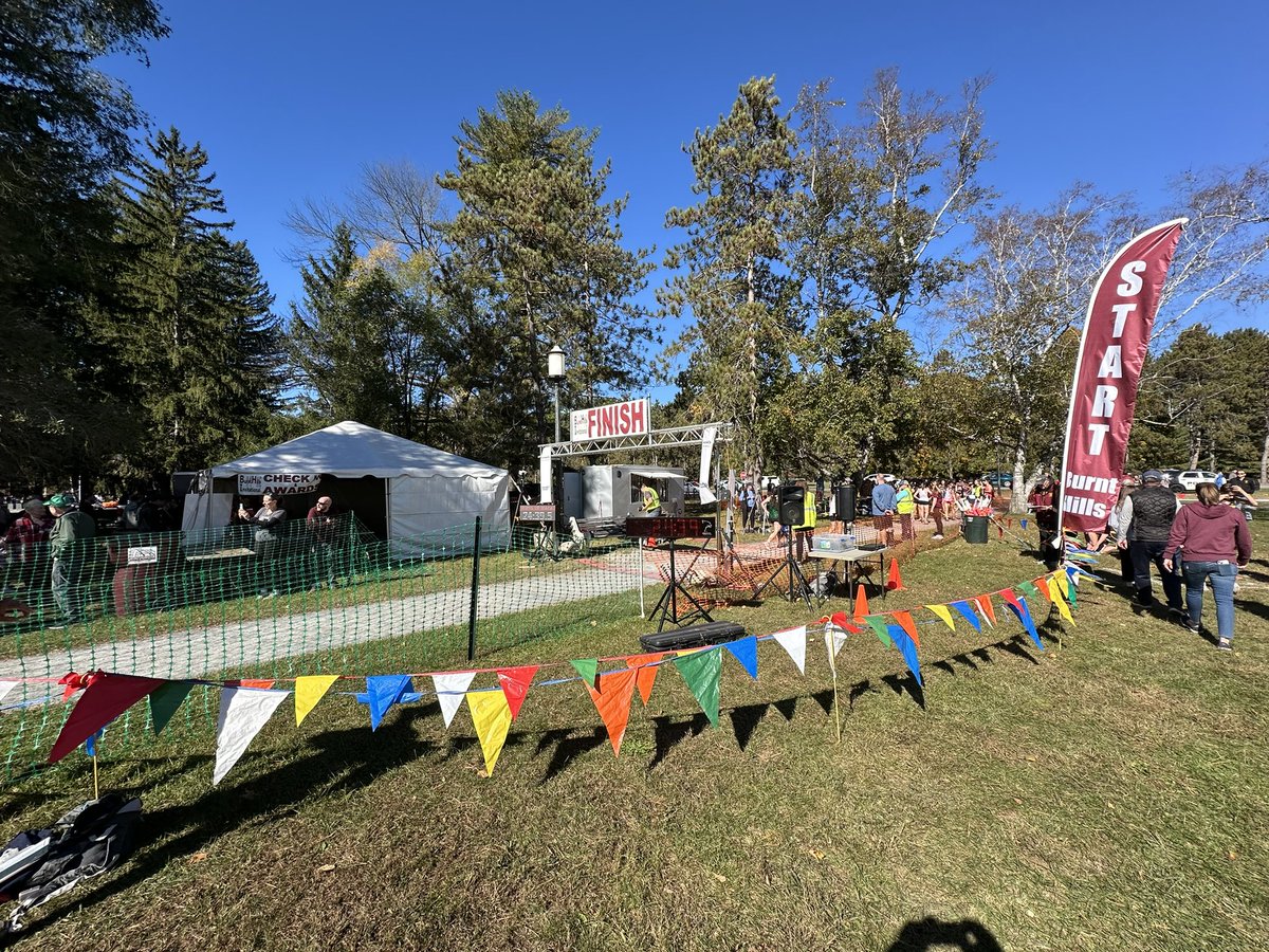 Carson Gambaro (@carson_gambaro) on Twitter photo Let the biggest weekend in New York State XC begin! First stop: Burnt Hills.
All the action from SPAC coming atcha! <a href="/MileSplitNY/">MileSplit NY</a> Let the biggest weekend in New York State XC begin! First stop: Burnt Hills.
All the action from SPAC coming atcha! <a href="/MileSplitNY/">MileSplit NY</a>