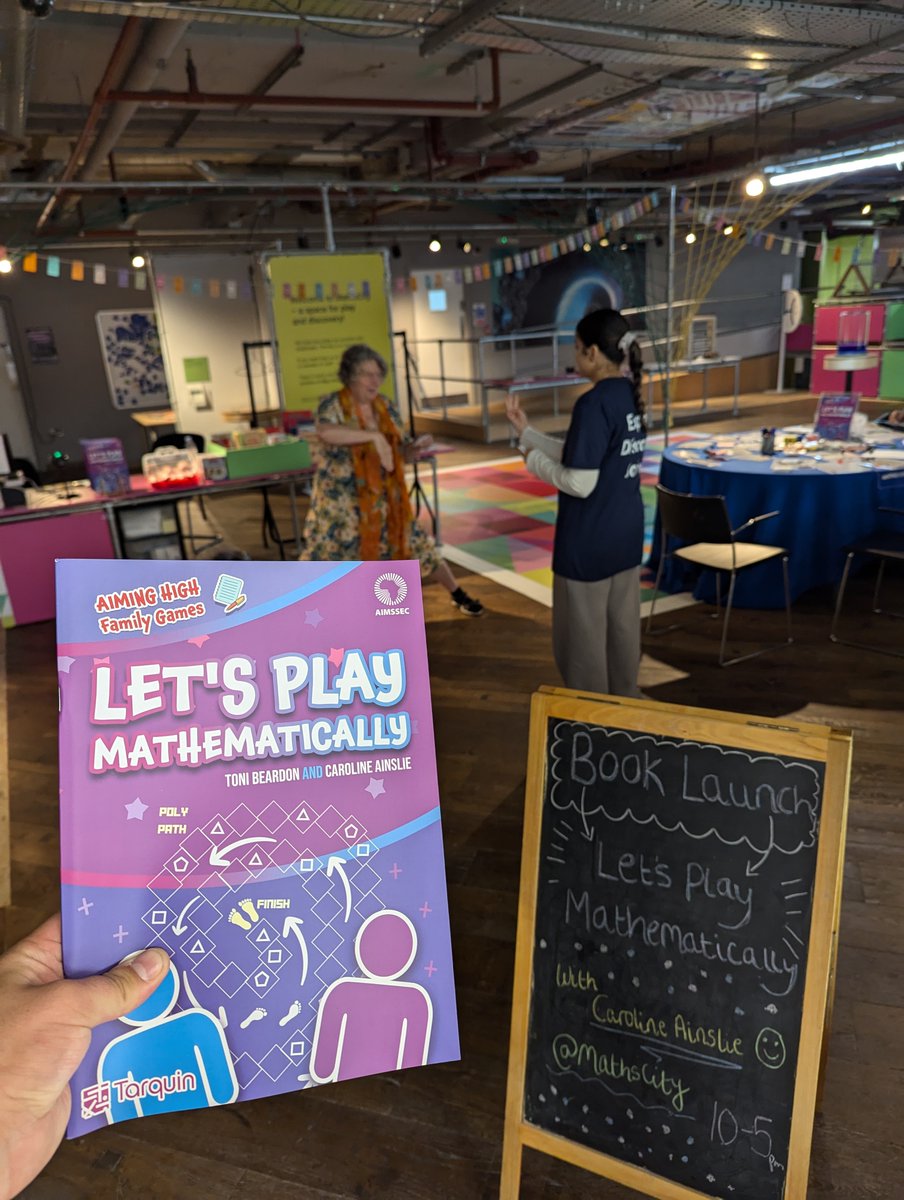 MathsCityLeeds's tweet image. Happy #BookShopDay! Here at MathsCity we know the importance of curling up with a good book, with a range of our mathematical favourites available in store as well as events such as last month’s launch of “Let’s Play Mathematically”.

#MathsCity #maths #Leeds #Yorkshire