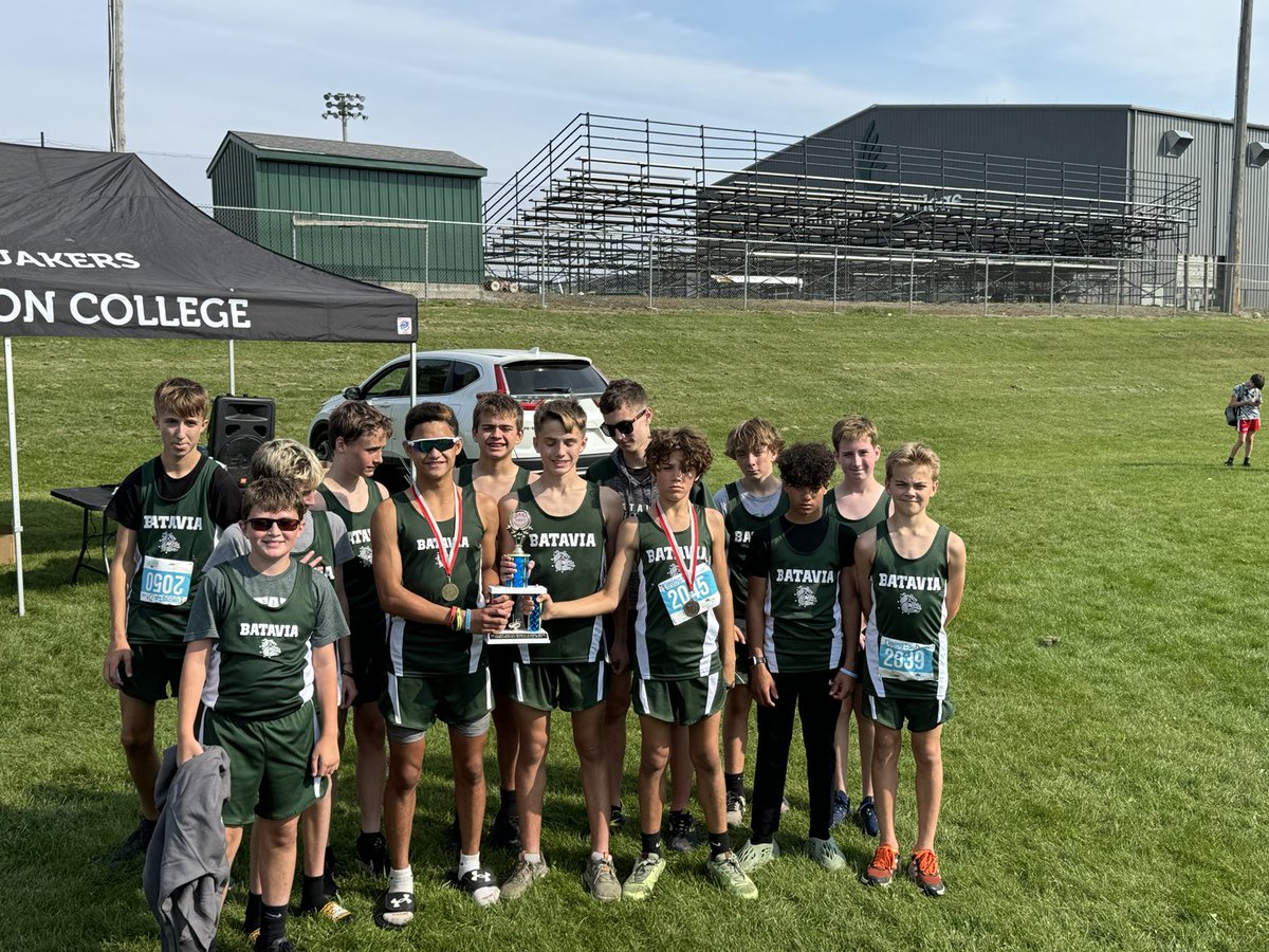 Bulldogs are Middle School SBAAC Boys Cross Country Champions!