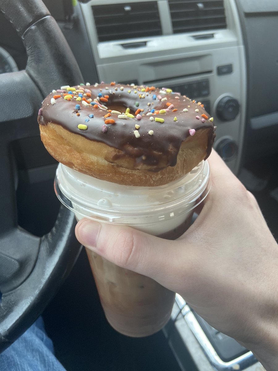 A story in three parts: I tried gatorwine (half Gatorade/half red wine) last night and did a tierlist