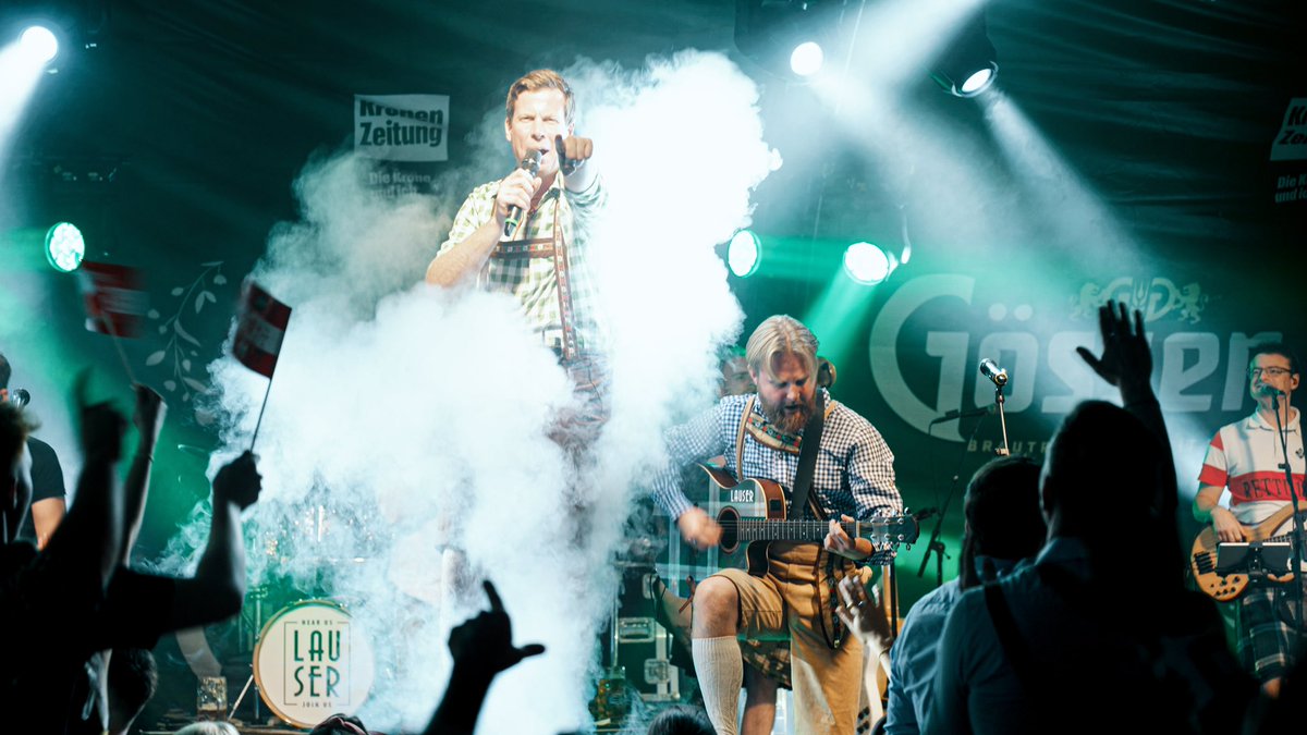 B-landslaget fra Østerrike.
<a href="/jespermathisen/">Jesper Mathisen</a> debuterer på oktoberfest. Hey Baby - DJ Ötzi foran 3.500 i Wien. 

Kan sees her:

play.tv2.no/sport/sportspr…