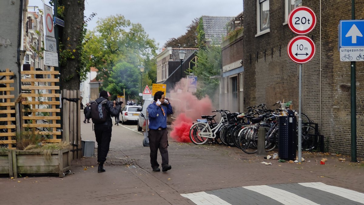 Rookbom gegooid in binnenstad Gouda