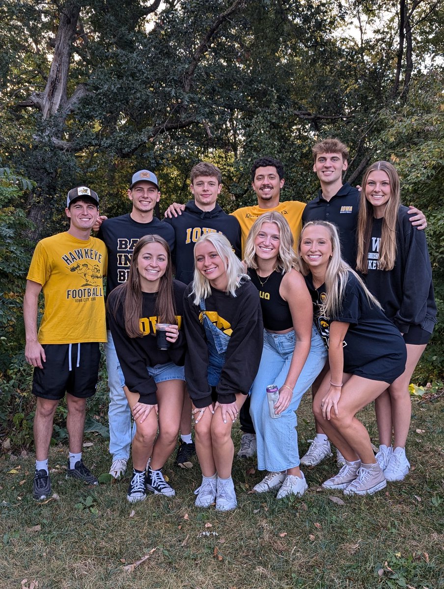 cheeriowa's tweet photo. Happy 22nd Birthday Keegan!  #FightforIowa https://t.co/R847F02Itu