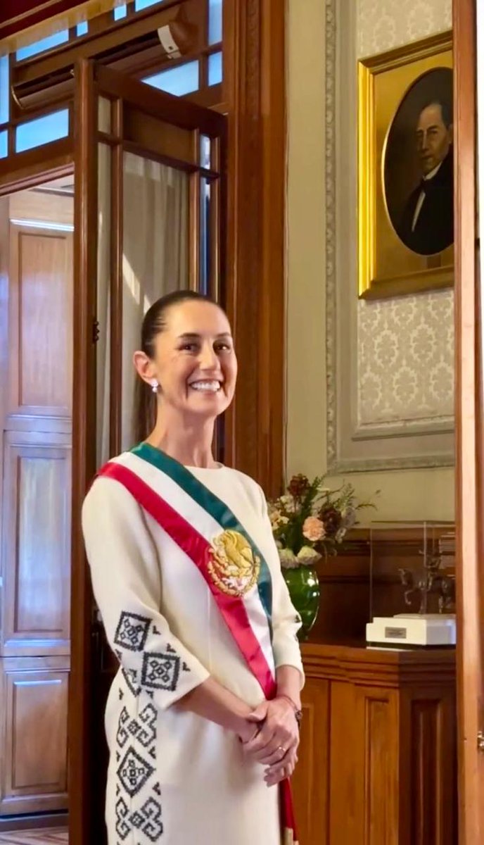 Apoyemos a <a href="/Claudiashein/">Claudia Sheinbaum Pardo</a>, hoy la transformación tiene rostro de mujer.

Feliz sábado.