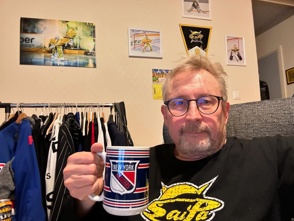 MikaTiira's tweet image. No sehän löi lämmöt päälle. Viikonlopun treenit peruttu ja Earl Greyta kitusiin #feaver