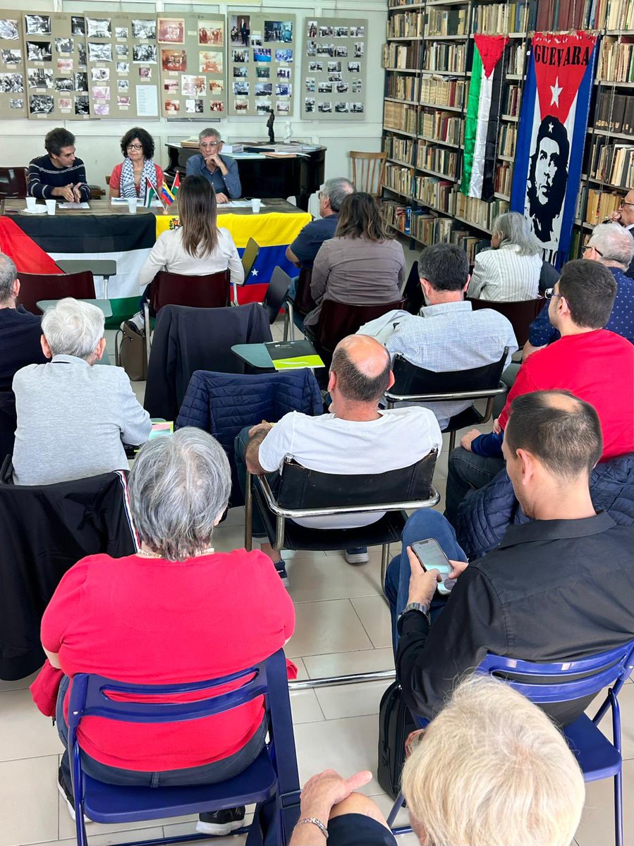EmbaVEItalia (@embavenitalia) on Twitter photo #Italia jefa de Misión <a href="/MariaElenaUzzo/">maria elena uzzo</a> y cónsul Esquía Rubín se unen desde #Nápoles a la Jornada Internacional en apoyo a los pueblos de Palestina y Líbano “Venezuela lleva una acción mundial a favor de la autodeterminación soberanía y la paz y contra el fascismo”<a href="/ConsVENapoles/">Consulvenenapoles</a> #Italia jefa de Misión <a href="/MariaElenaUzzo/">maria elena uzzo</a> y cónsul Esquía Rubín se unen desde #Nápoles a la Jornada Internacional en apoyo a los pueblos de Palestina y Líbano “Venezuela lleva una acción mundial a favor de la autodeterminación soberanía y la paz y contra el fascismo”<a href="/ConsVENapoles/">Consulvenenapoles</a>