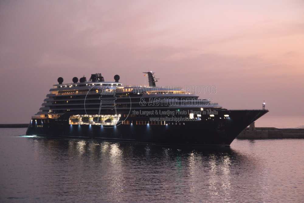 Shipguru's tweet image. #Secondcall for #passengership #ILMA #entering #grandharbourmalta  - 10.10.2024 - maltashipphotos.com - NO PHOTOS can be used or manipulated without our permission @Valletta_Port @RitzCarlton @VisitMalta @MaltaTourism @ShipsInPics @Rich_Ships @ShippingMag @ShippingWatch