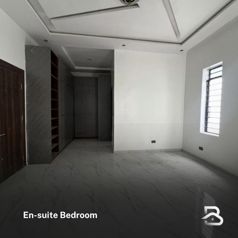 BAListings's tweet photo. 5 Bedroom detached house 
Location: Ikate - Lekki, Lagos 

Price - N400million

Features 
• All rooms en-suite • Fully fitted kitchen • Stamped Concrete Floor • Pop Ceiling • Ample parking space • Water Heater • Water Treatment • Fully serviced • serene environment https://t.co/fOSoP04tLD