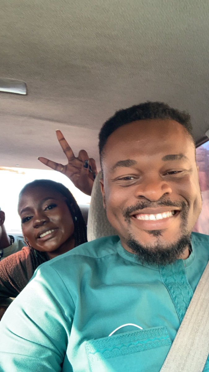 _dammiiee_'s tweet photo. Met uncle @MotoyosiAwosusi officially for the first time at #FindingFavour and taught him how to use Snapchat 😂🔥 https://t.co/CrldEmA6Lk