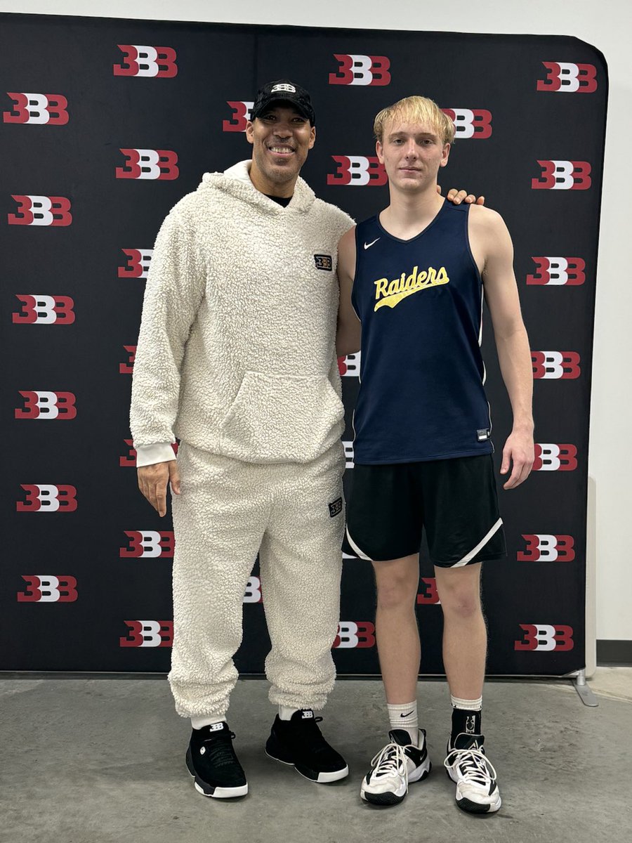 Proud of our ⁦<a href="/VHS_Hoops/">VHS Boys Basketball</a>⁩ alumni ⁦<a href="/BenKoubek13/">Ben Koubek</a>⁩ continue his winning ways helping his ⁦<a href="/GRCCBasketball/">GRCC Men's Basketball</a>⁩ team to a win this am at #BigBallerBrandJamboree